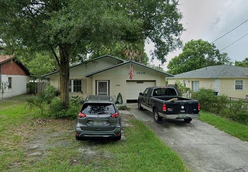 1st image of 7015 N PALMETTO LANE