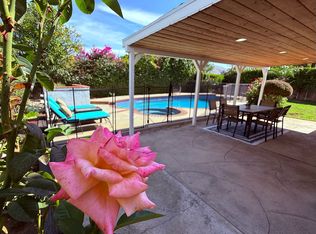 64 N Birchwood Ave, Oak Park, CA 91377