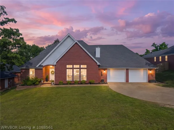 1606 Valley View St, Van Buren, AR 72956