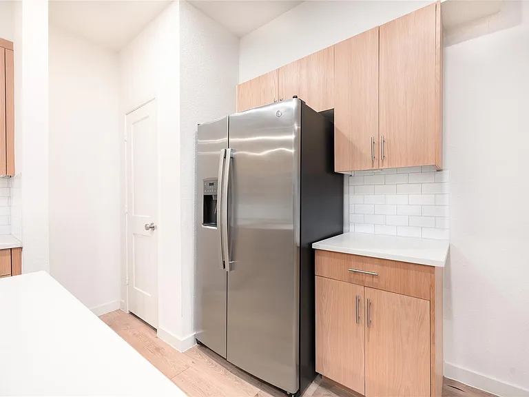 2517 Appian Way #B — Photo 12