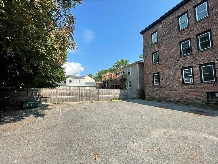 3 Bay View Ave #6 — Photo 30