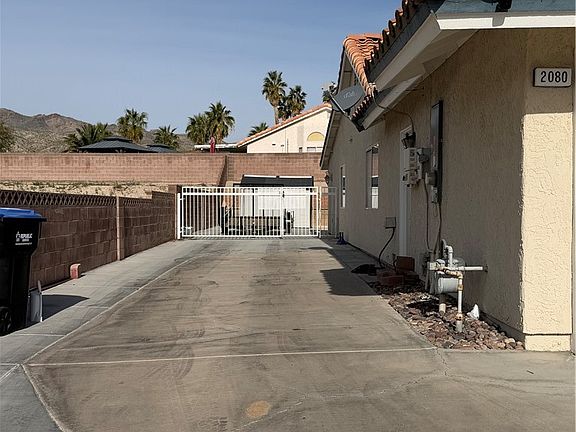 3rd image of 2080 Kiva Way