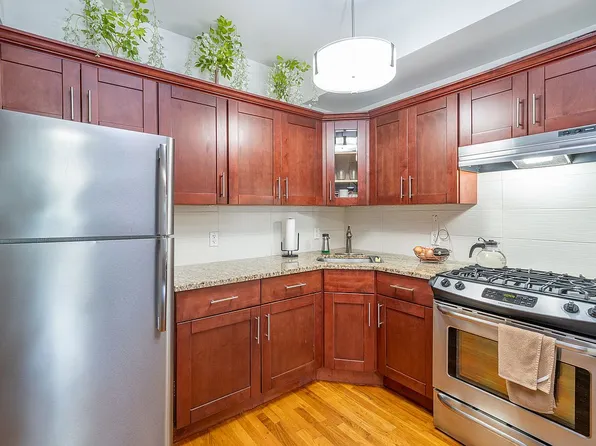 100 Ralph Ave APT 3L, Brooklyn, NY 11221