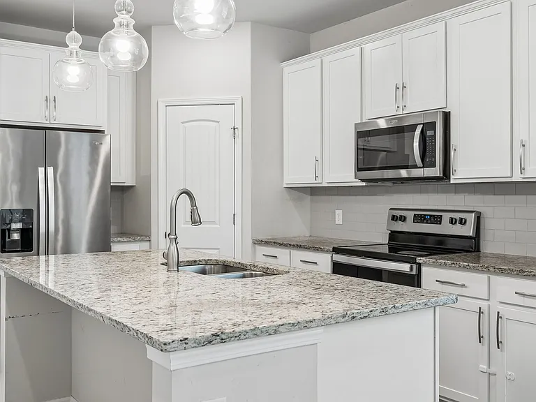 574 Becks Pl — Photo 8