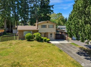 11410 46th Ave NE, Marysville, WA