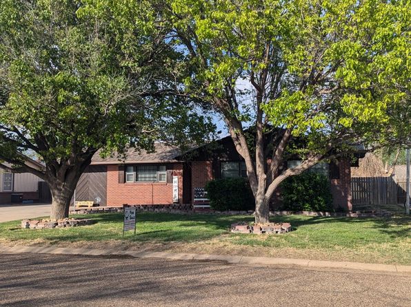 1221 N Calhoun Ave, Liberal, KS 67901