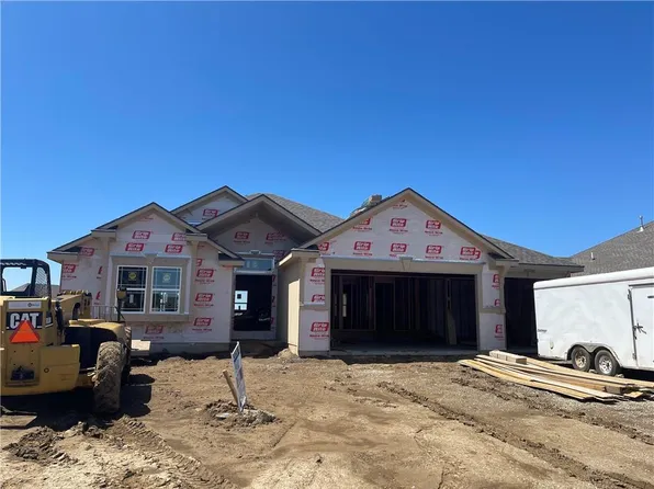 1342 N 161st Ter, Basehor, KS 66007