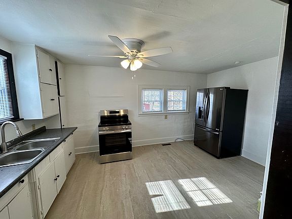 Spacious Kitchen