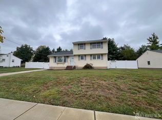 515 Netherwood Ave, Piscataway, NJ 08854