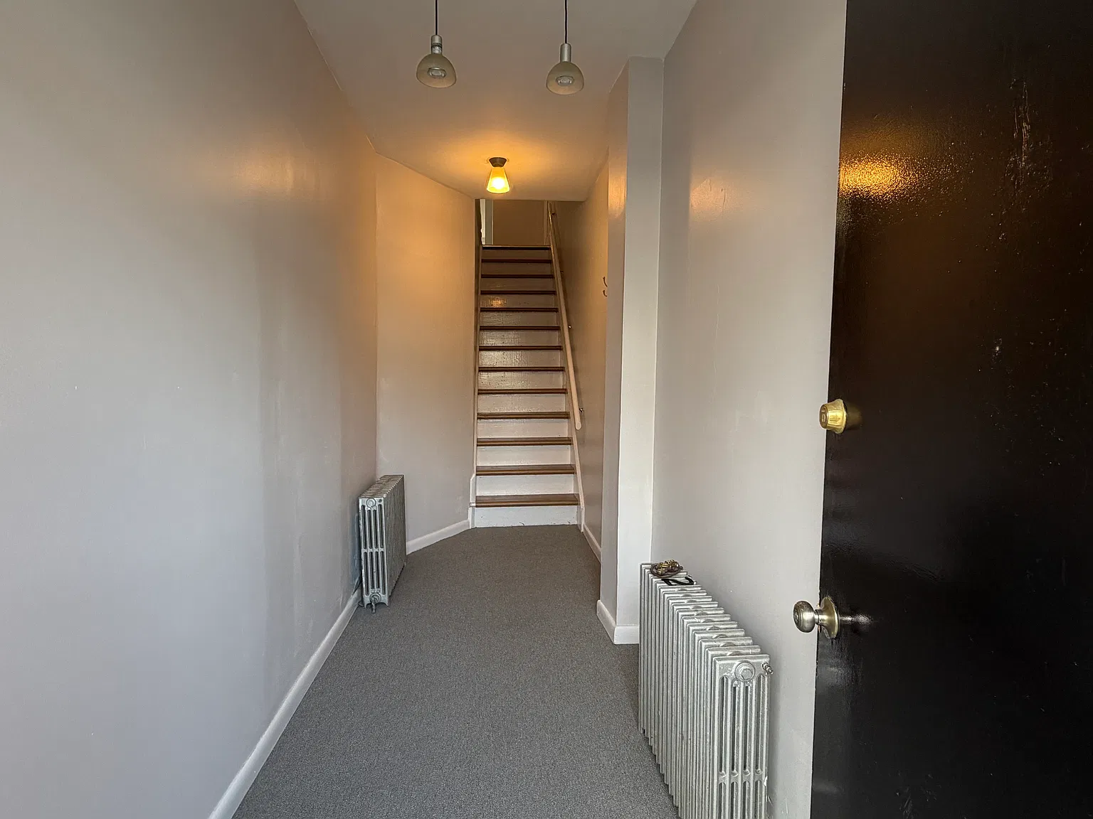 3 bed, 2.5 bath, 1000 sqft, $1,850 — Photo 3