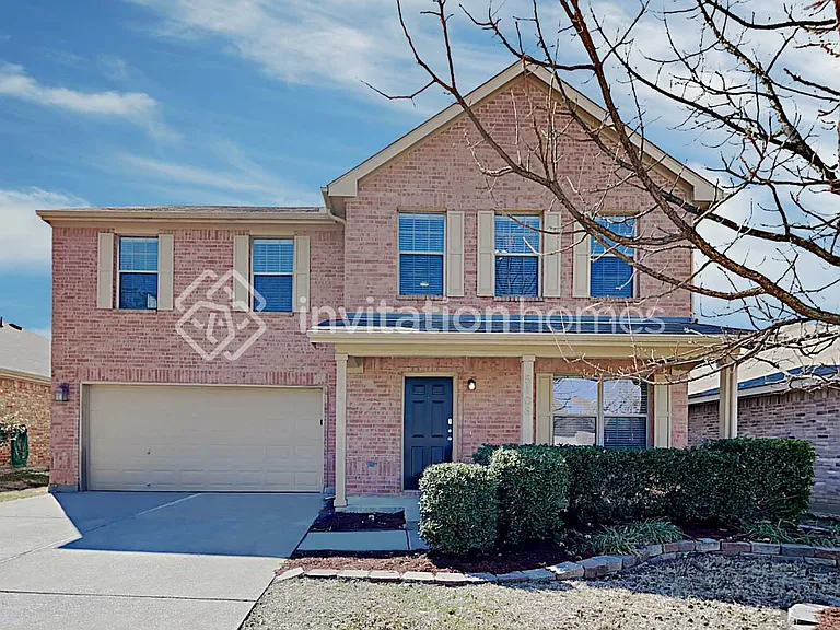 5108 Raymond Dr — Photo 1
