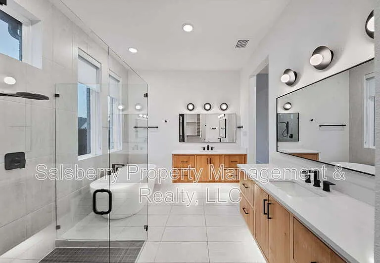 1790 Coopers Hawk Dr — Photo 7
