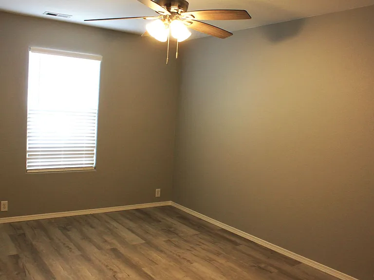7479 Countryside Grv — Photo 16