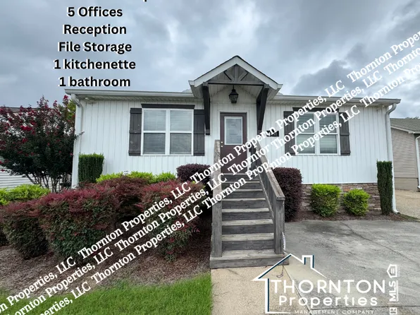 1640 Blount Ave, Guntersville, AL 35976