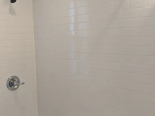 247 Wadsworth Avenue image 4 of 6