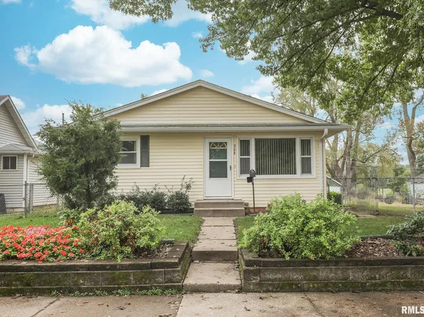 366 22nd St, East Moline, IL 61244