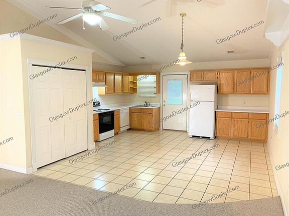 4th image of 104 Floral Dr #B