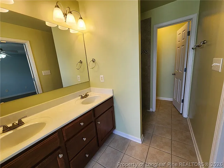 5716 Scarecrow Ct — Photo 20