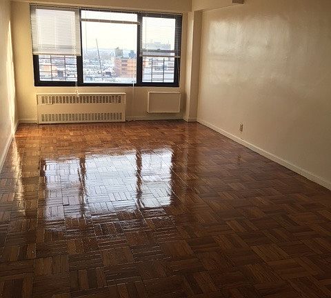 2nd image of 16633 89th Ave APT 12M