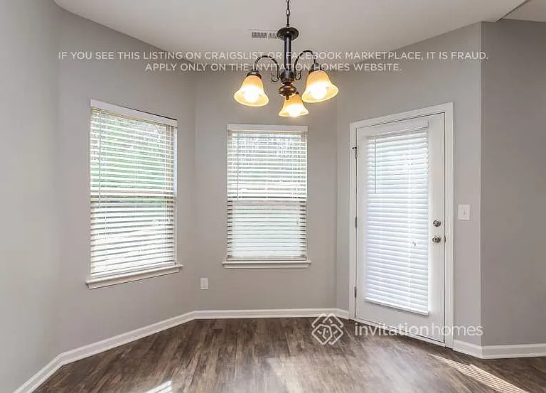 139 Cole Dr — Photo 5