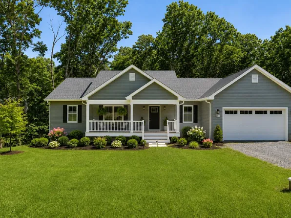 99 Lakeside Dr, Front Royal, VA 22630