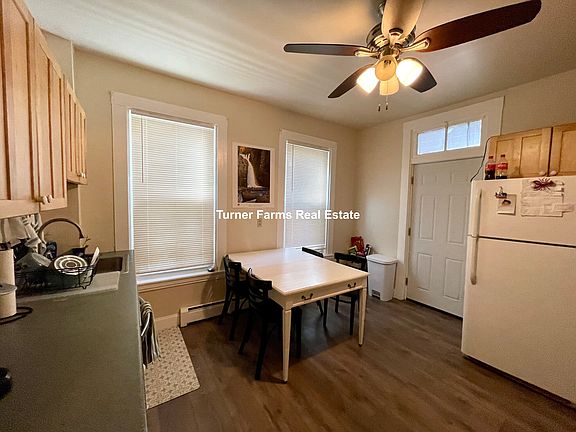 5th image of 75 Hillside St #1Z