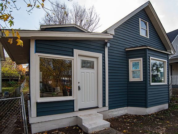 5th image of 1131 Nelson Ave