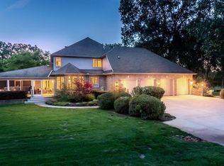 5520 Stonevalley Dr, Ann Arbor, MI 48105