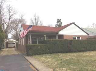 553 Larkspur St, Philadelphia, PA 19116