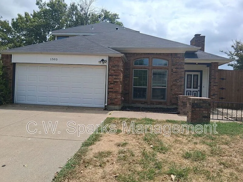 1503 Laguna Vista Way