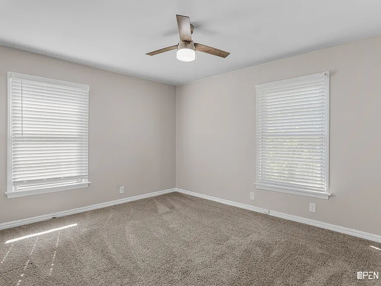 4300 Boren Ave — Photo 8