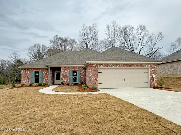 706 Magnolia Point Cir, Pearl, MS 39208