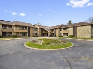 2101 W Good Hope Rd UNIT 112, Glendale, WI 53209