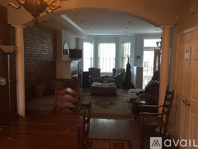 2nd image of 1613 1st St NW APT 2