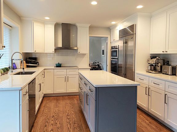 2nd image of 24449 SE 42nd Pl