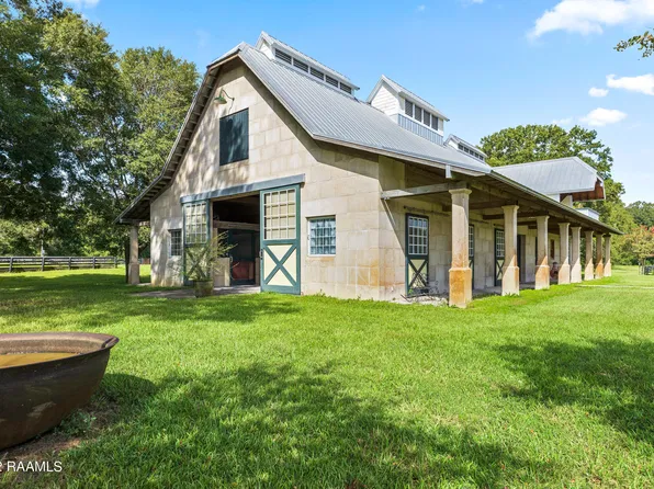467 Halfway House Rd, Arnaudville, LA 70512