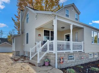 11394 Revere Ln, Saint Louis, MO 63128