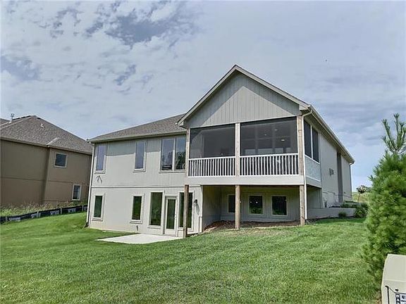 2nd image of 3009 NE 92nd St