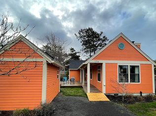 176 Edmund Ln, Manzanita, OR 97130