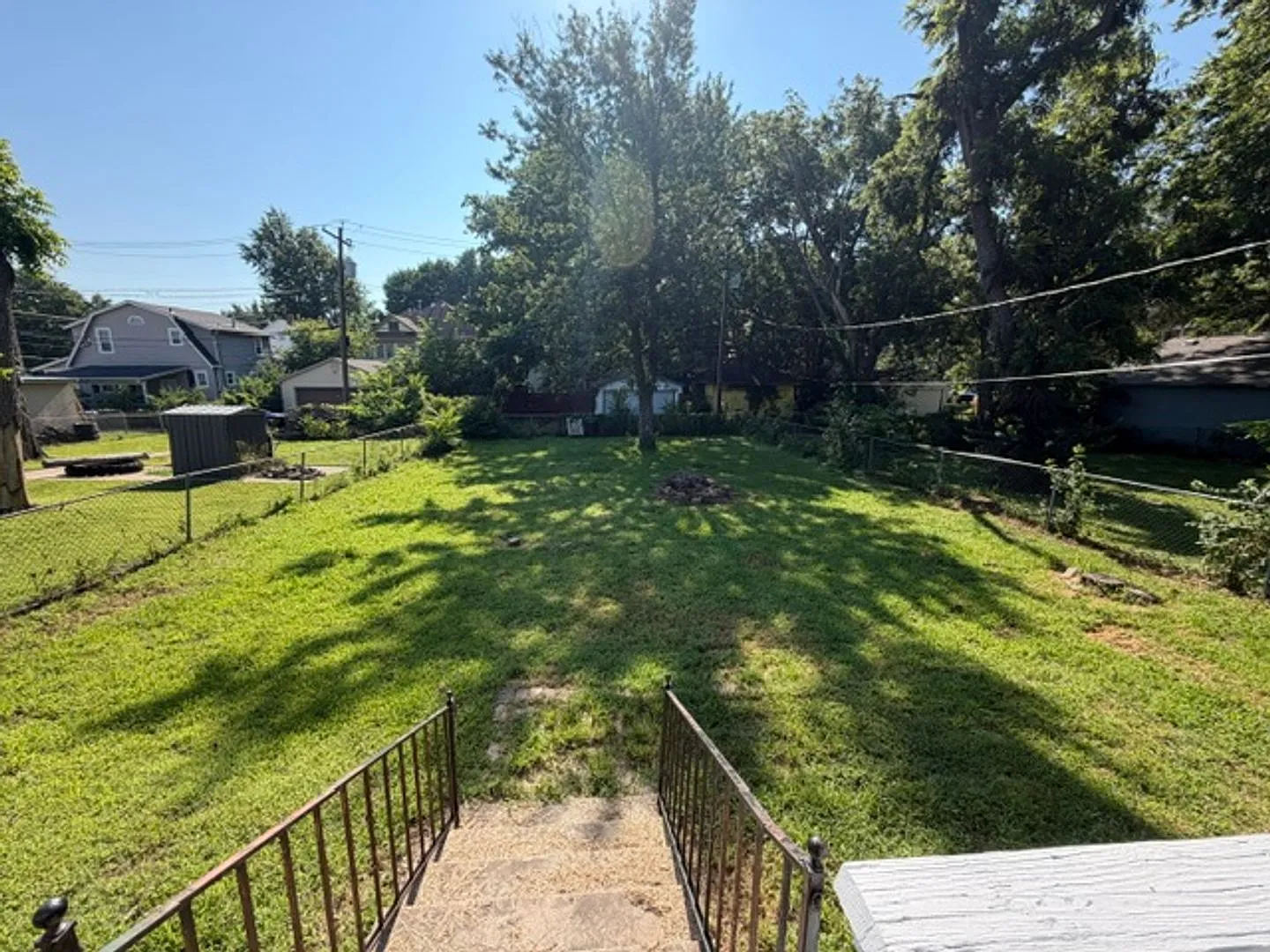 2 bed 1 bath home for rent — Photo 3