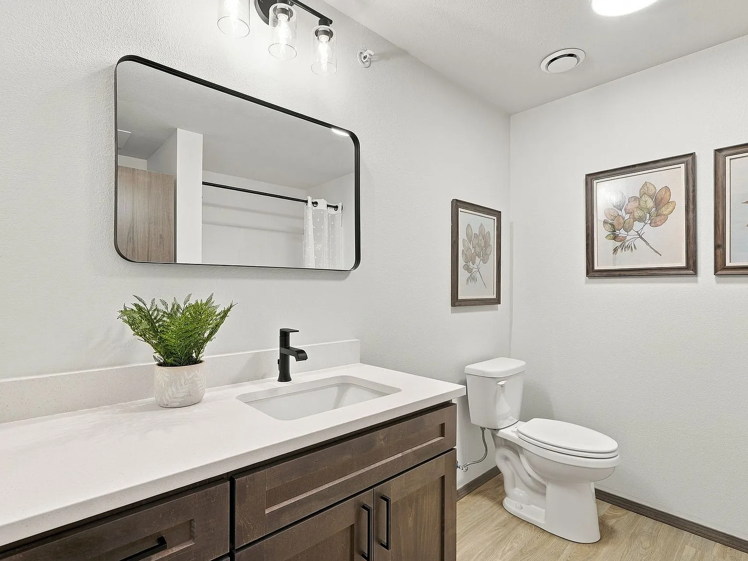 The Mason Apartments — Photo 4