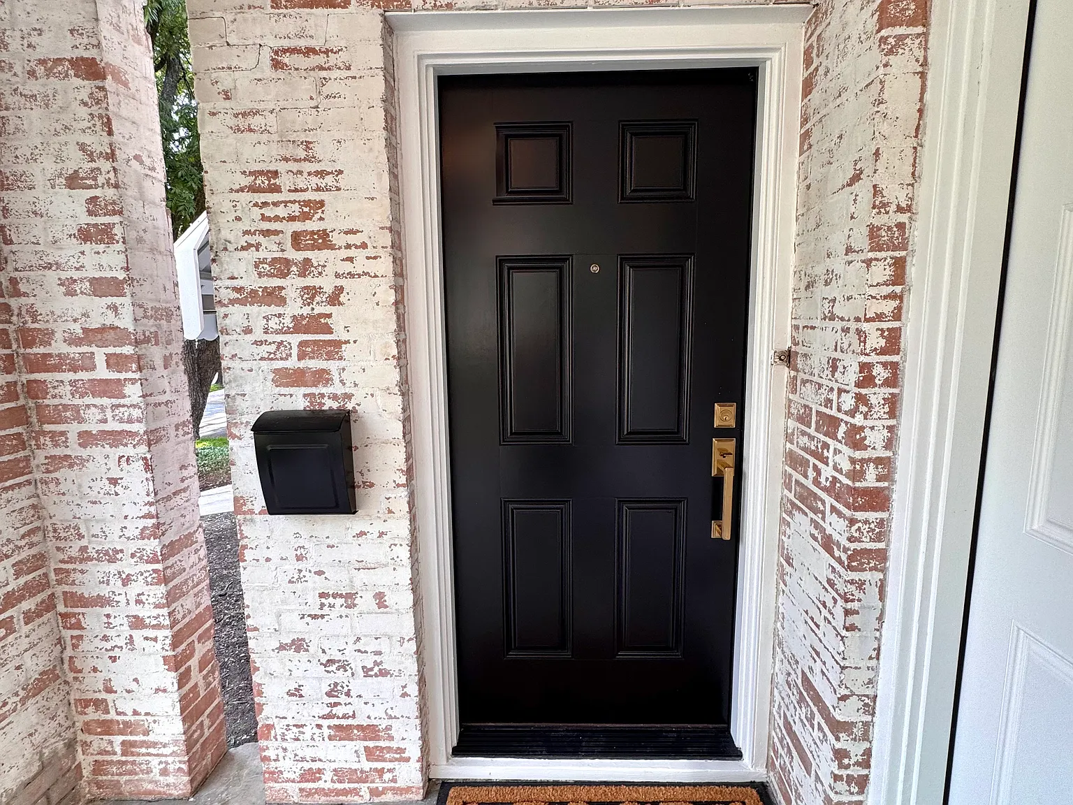 2 bed, 1350 sqft, $3,300 — Photo 4