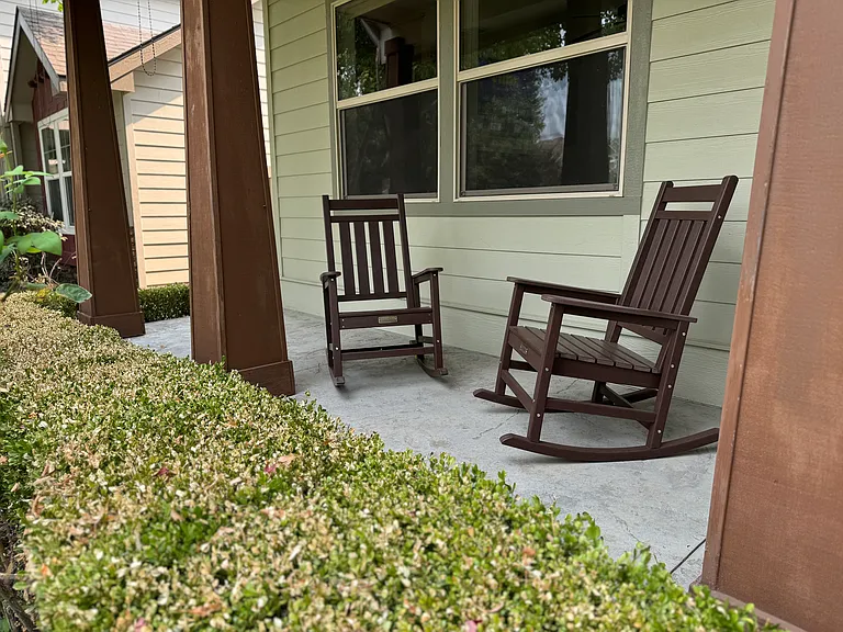 982 E Winding Creek Dr — Photo 18
