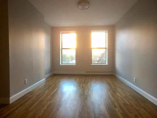Rented by Bohemia Realty Group | media 12