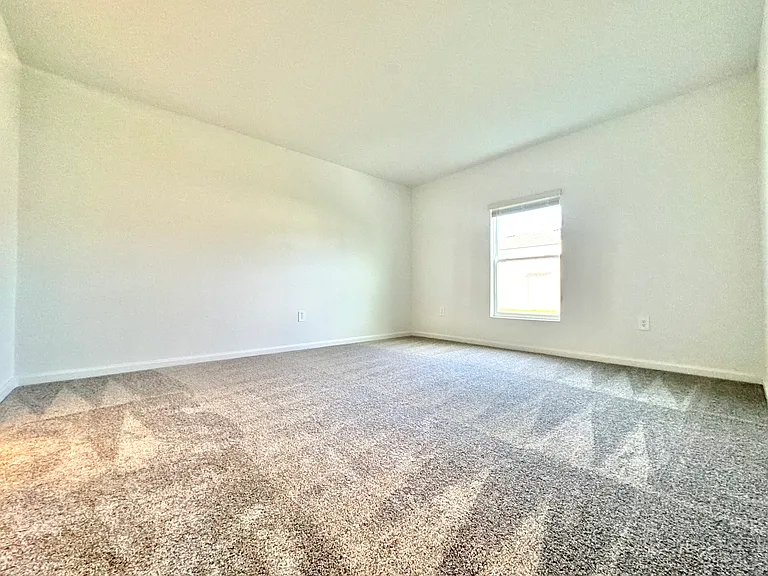 1747 Foreman Rd — Photo 24