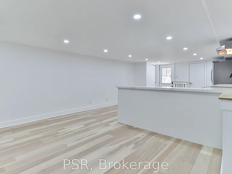 1224 Lansdowne Ave #LOWER — Photo 15