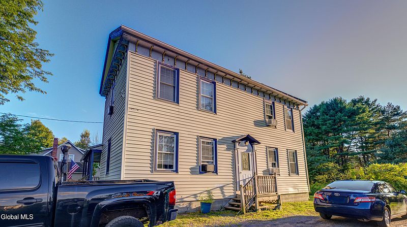 2nd image of 38 Northern Pines Road