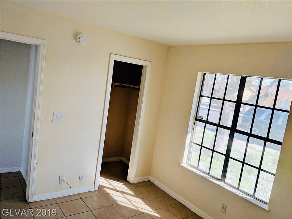 1st image of 4704 Metpark Dr