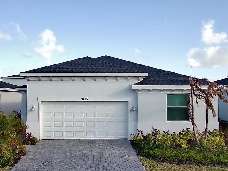 3495 Harborside Ave — Photo 2