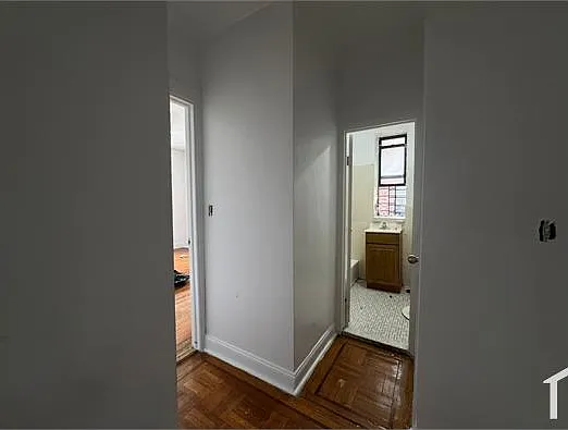 1738 Univ Ave #4K — Photo 7
